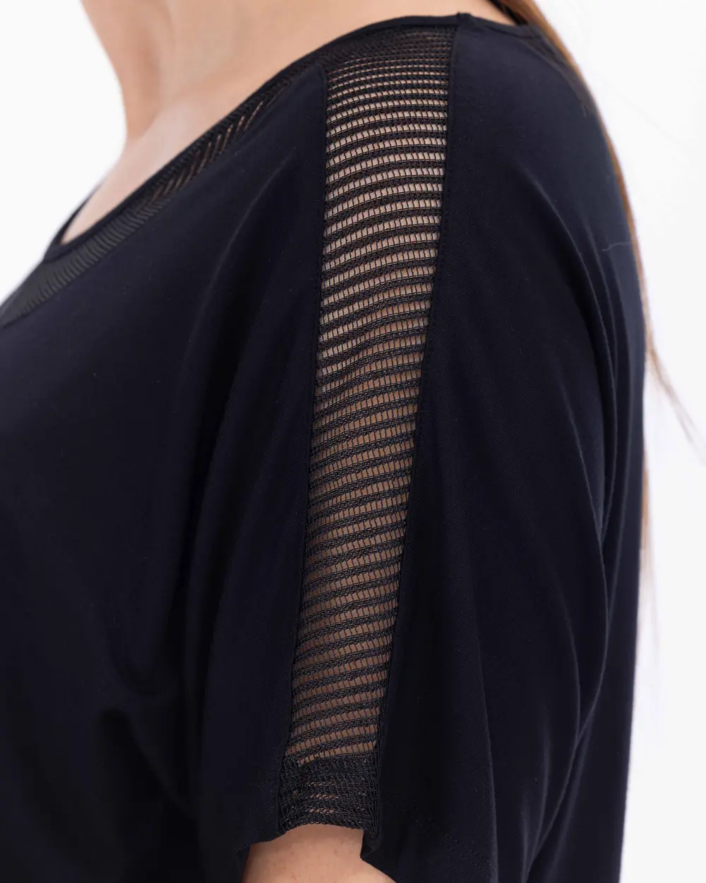 Büyük Beden V Yaka Kısa Kollu Tişört