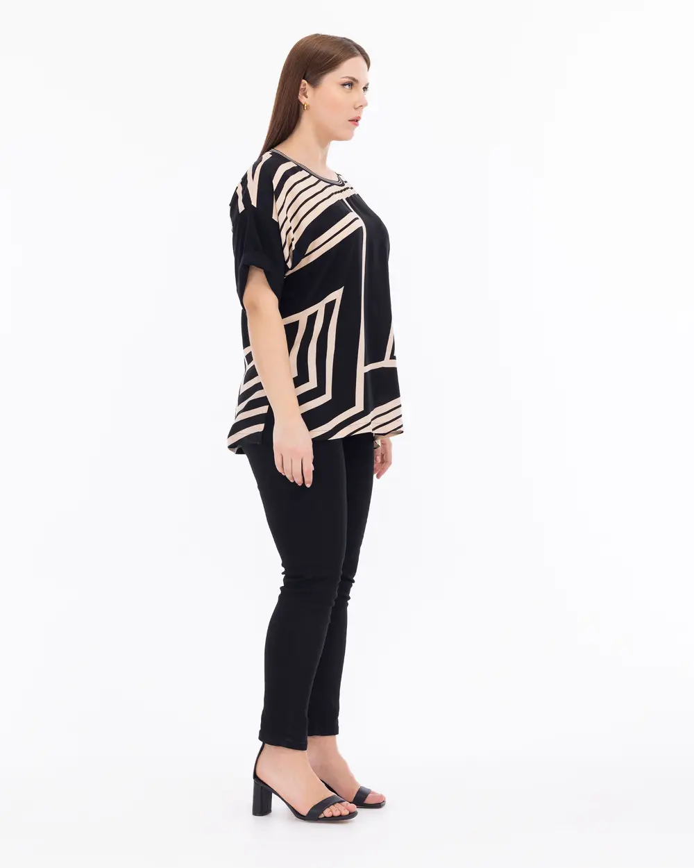 Büyük Beden Kısa Kollu Desenli Bluz