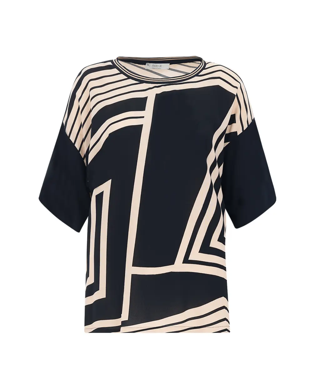 Büyük Beden Kısa Kollu Desenli Bluz