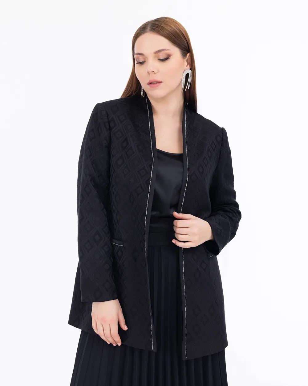 Büyük Beden Taş Detaylı Şık Ceket