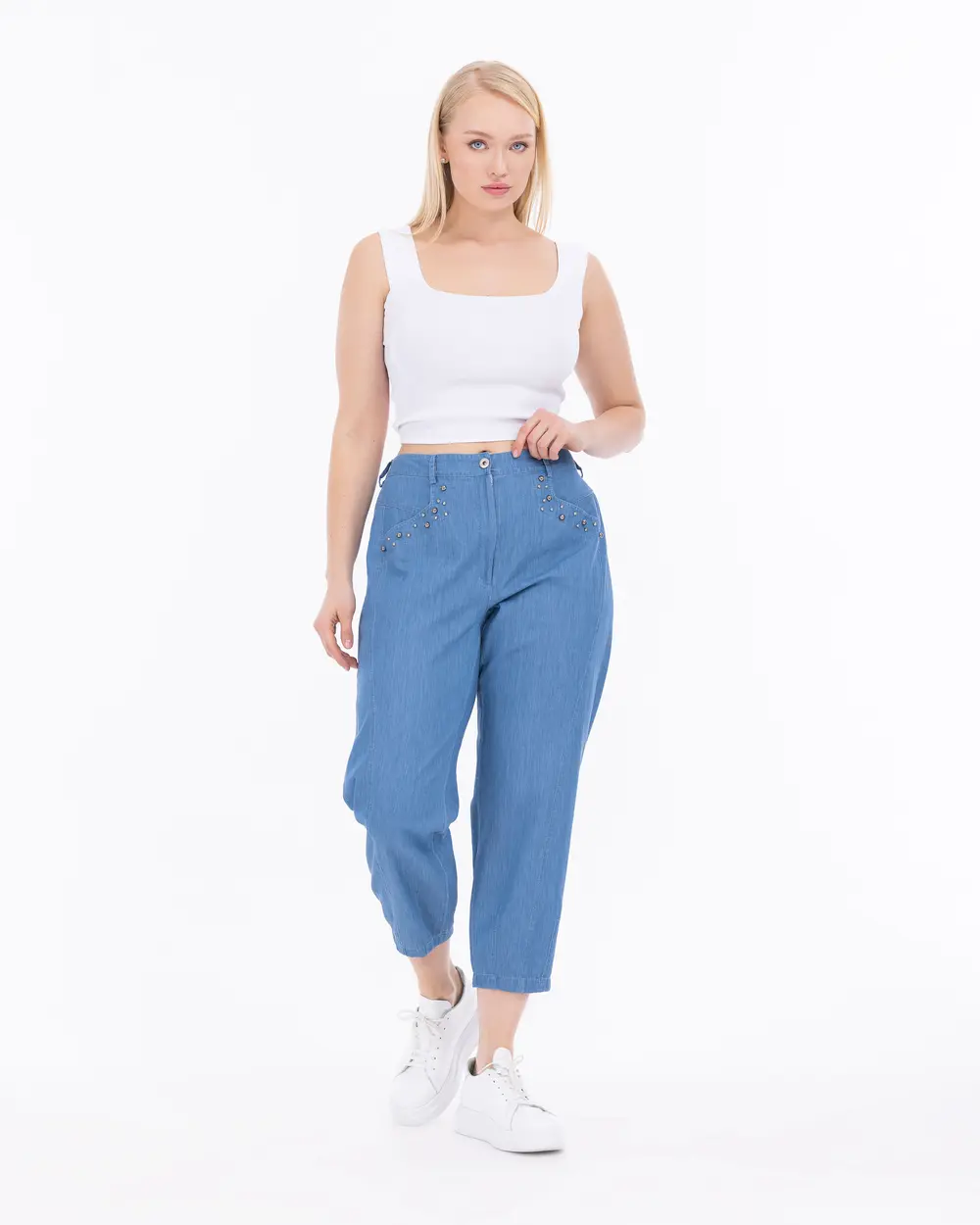 Plus Size Staple Detailed Relaxed Cut Trousers
