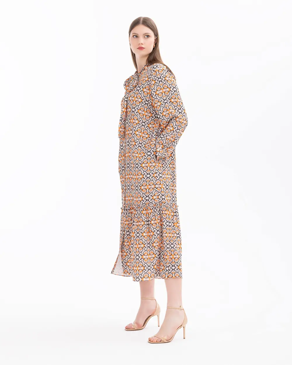 Büyük Beden Geometrik Desenli Fular Yakalı Elbise