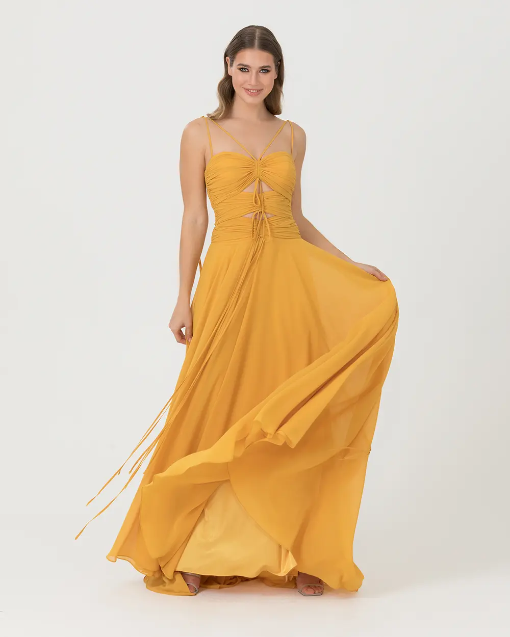 Kalp Yaka Şifon Abiye