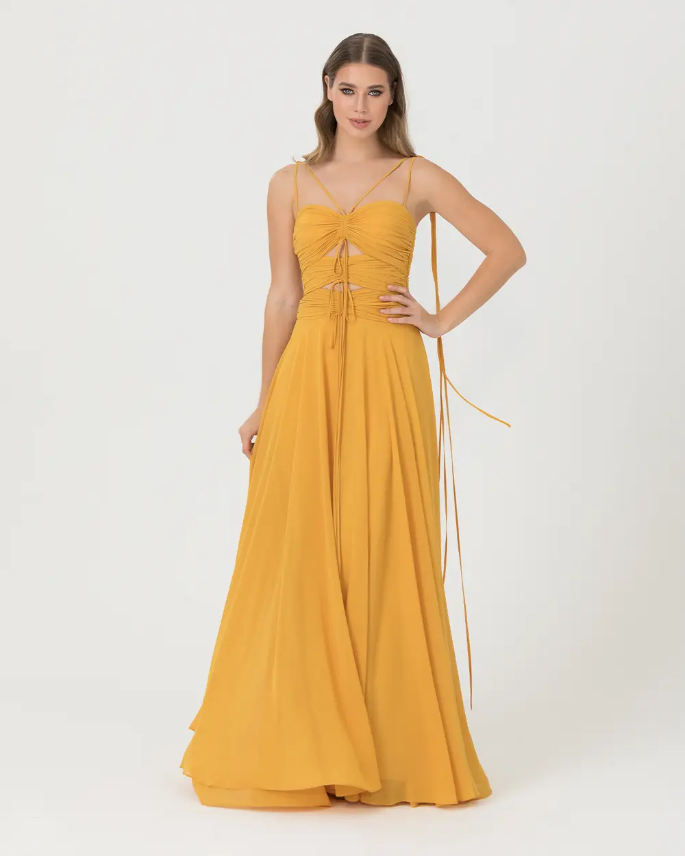 Kalp Yaka Şifon Abiye