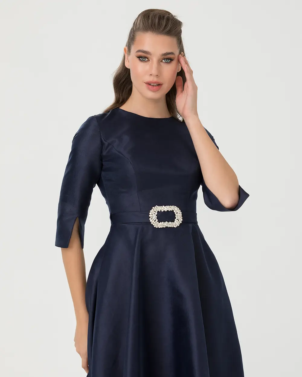 Sıfır Yaka Midi Boy Kemerli Abiye