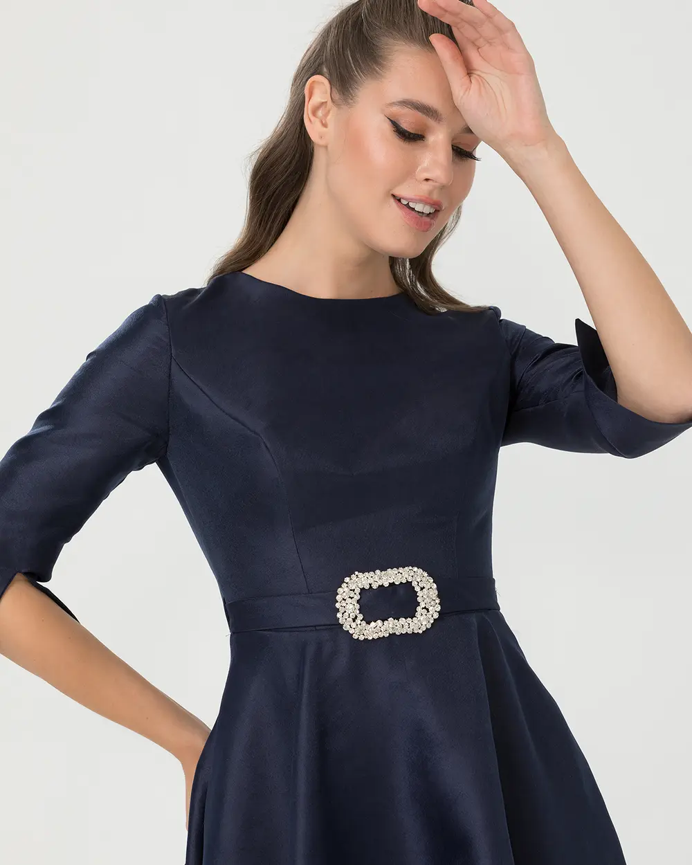 Sıfır Yaka Midi Boy Kemerli Abiye