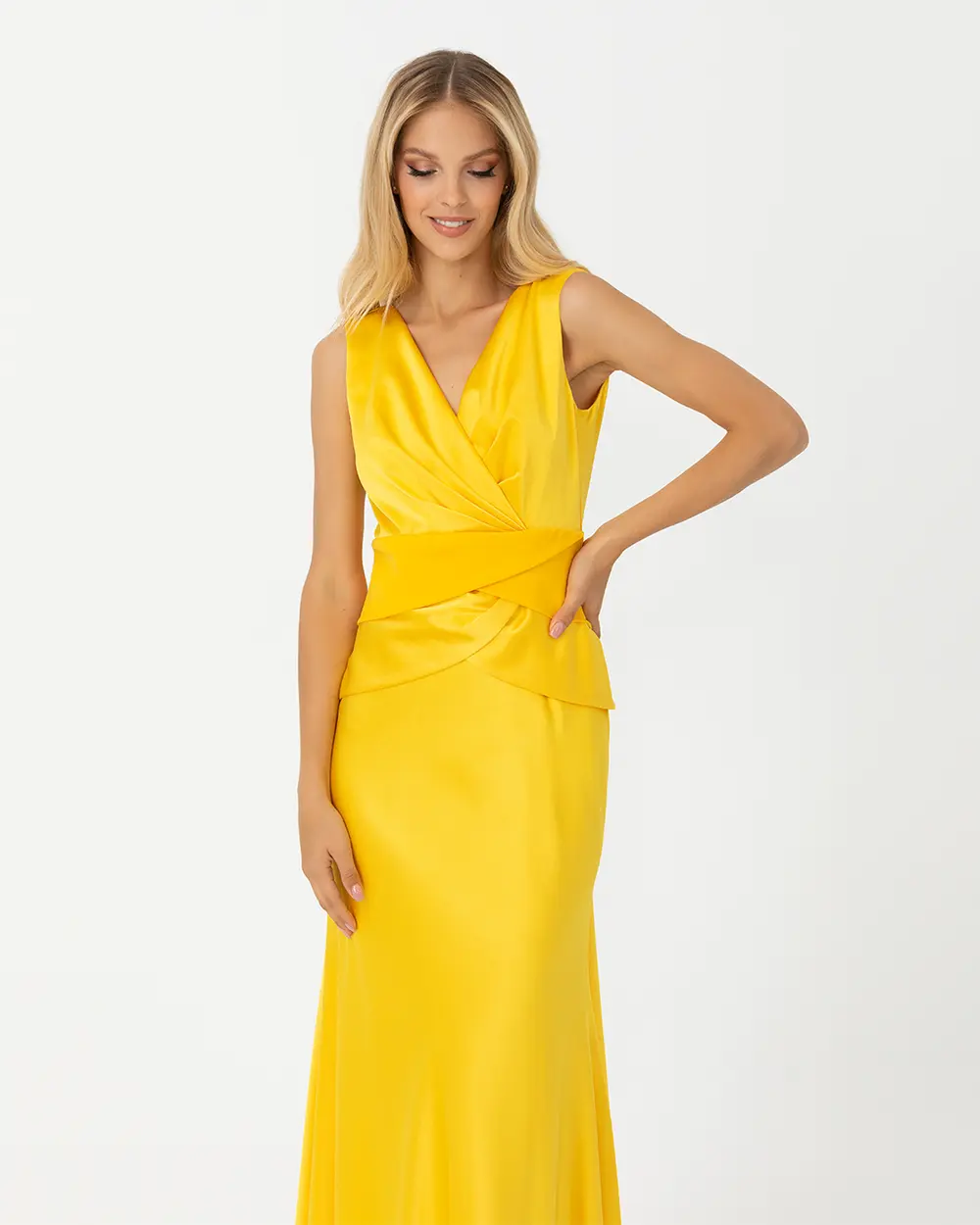  V Neck Sleeveless Crepe Evening Dress