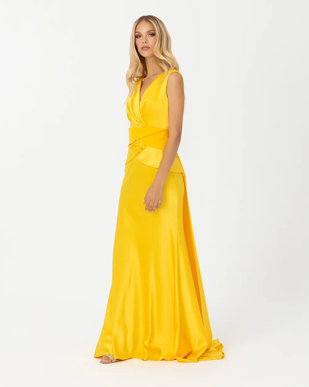  V Neck Sleeveless Crepe Evening Dress