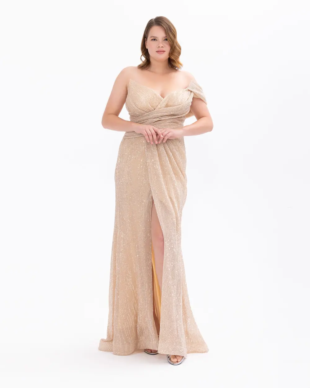 Büzgülü Kırlangıç Yakalı Pul Detaylı  Abiye