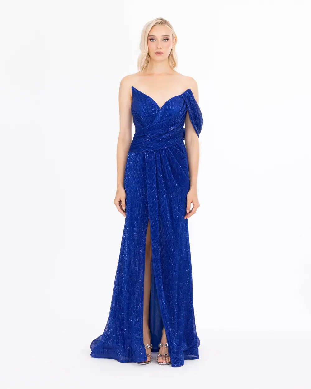 Büzgülü Kırlangıç Yakalı Pul Detaylı  Abiye