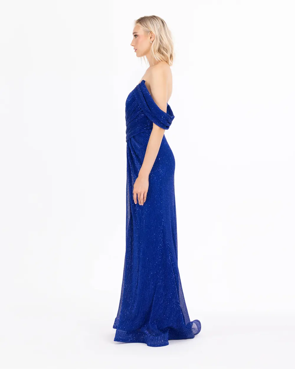 Büzgülü Kırlangıç Yakalı Pul Detaylı  Abiye