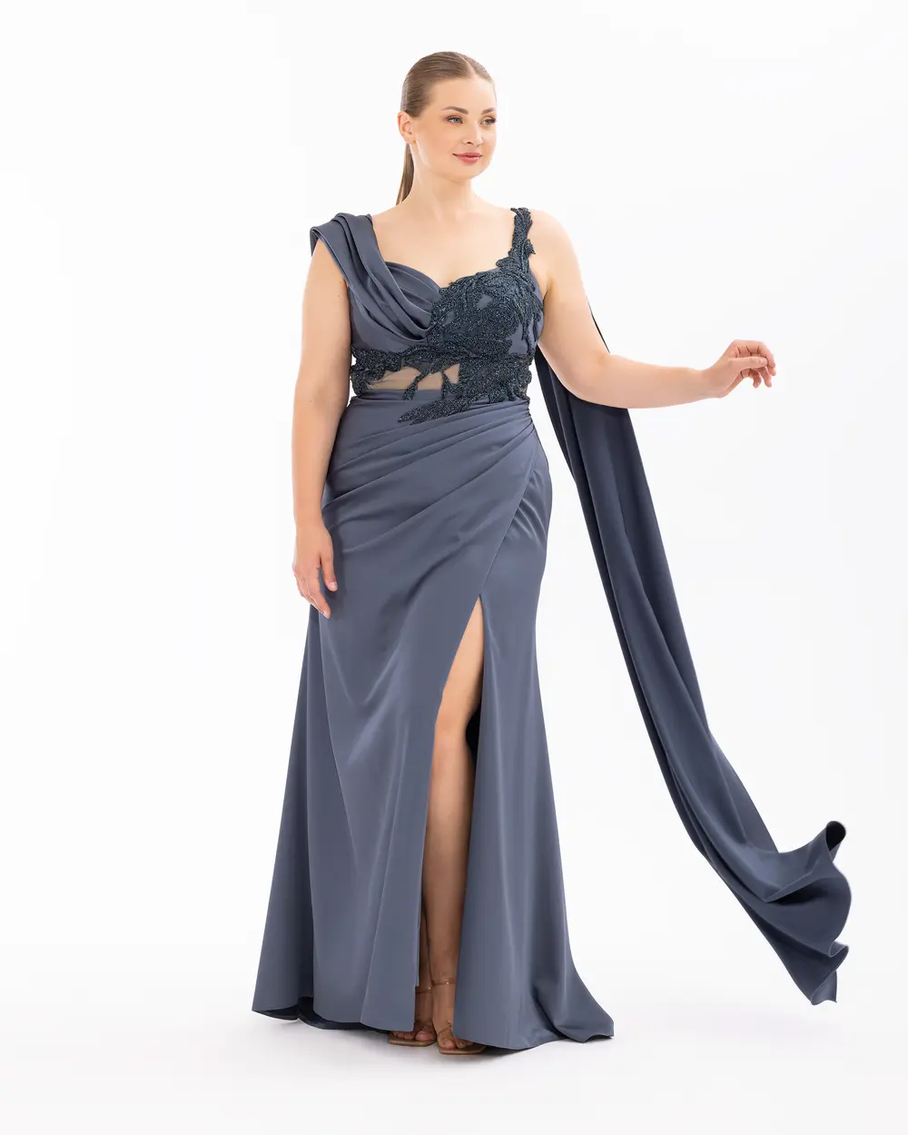 Slit Fish Form Evening Dress with Indian Accessories