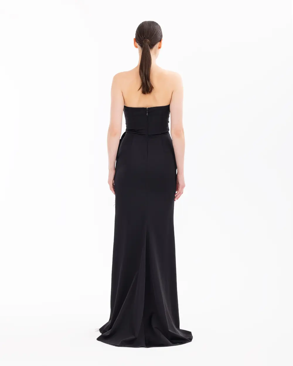 Tüy Detaylı Straplez Yırtmaçlı Abiye