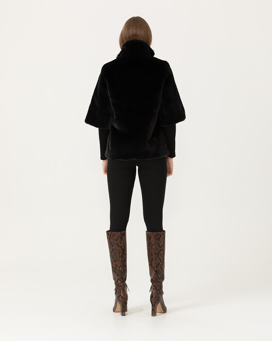 THREE-QUARTER SLEEVE FUR JACKET