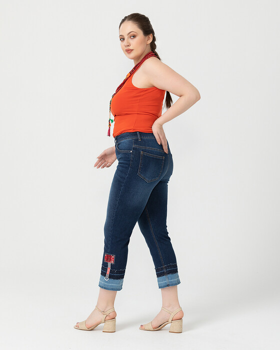 PLUS SIZE DENIM PANTS WITH TROTTER DETAIL