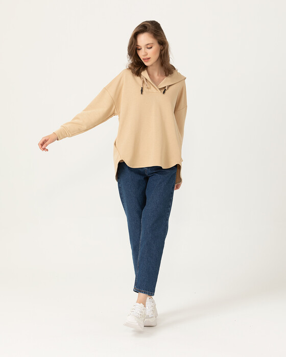 Kapüşonlu Salaş Kesim Sweatshirt