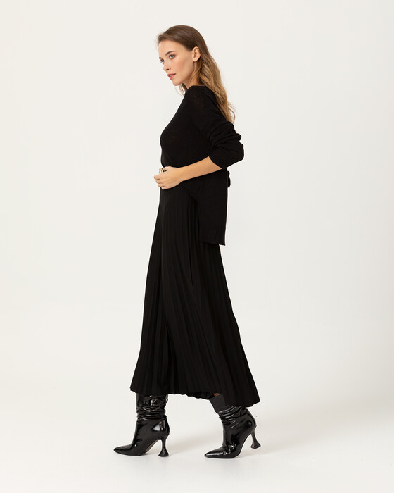 V Yakalı Triko Bluz