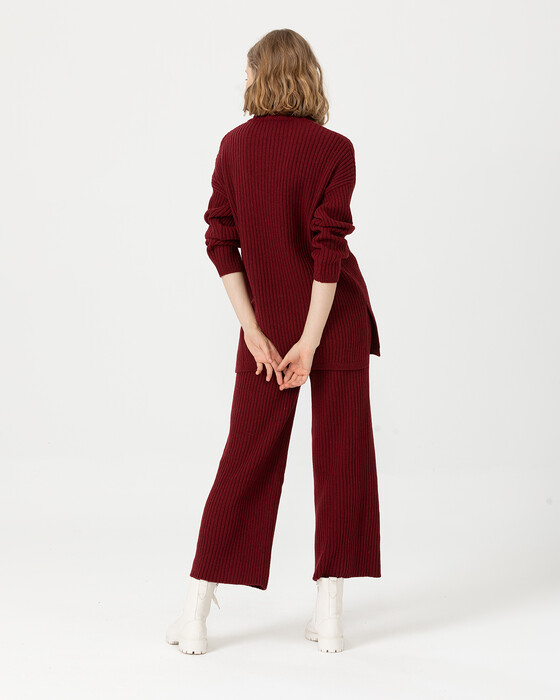 Tam Boğazlı Triko Kazak