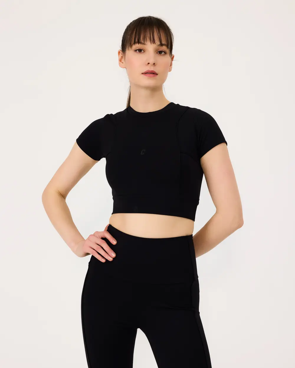 Kısa Kollu Basic Crop Top
