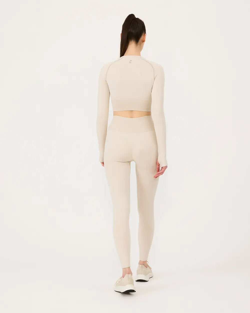 Seamless Thumbhole Crop Top