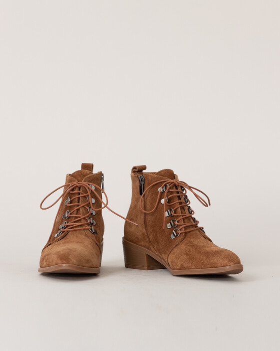 Bağcıklı Süet Bilekte Bot