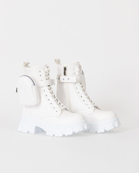 Yüksek Tabanlı Bağcıklı Bot