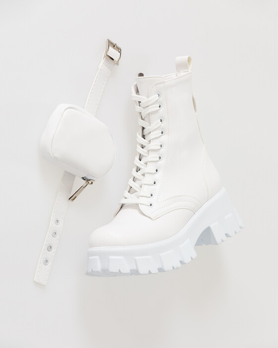 Yüksek Tabanlı Bağcıklı Bot