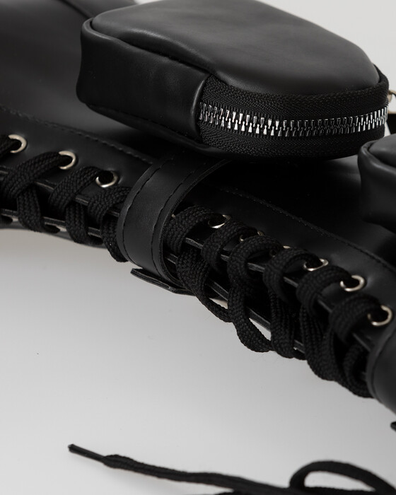 Bağcıklı Uzun Bot