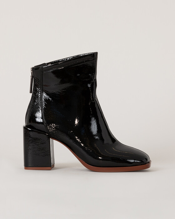 heeled patent boots