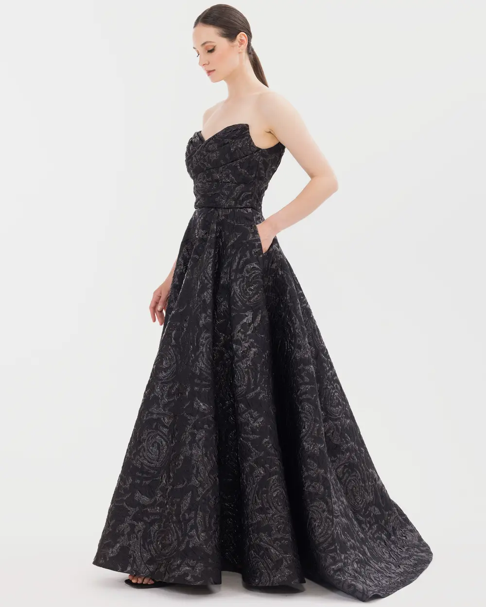 Jacquard Evening Dress with Strapless Collar and Pockets
