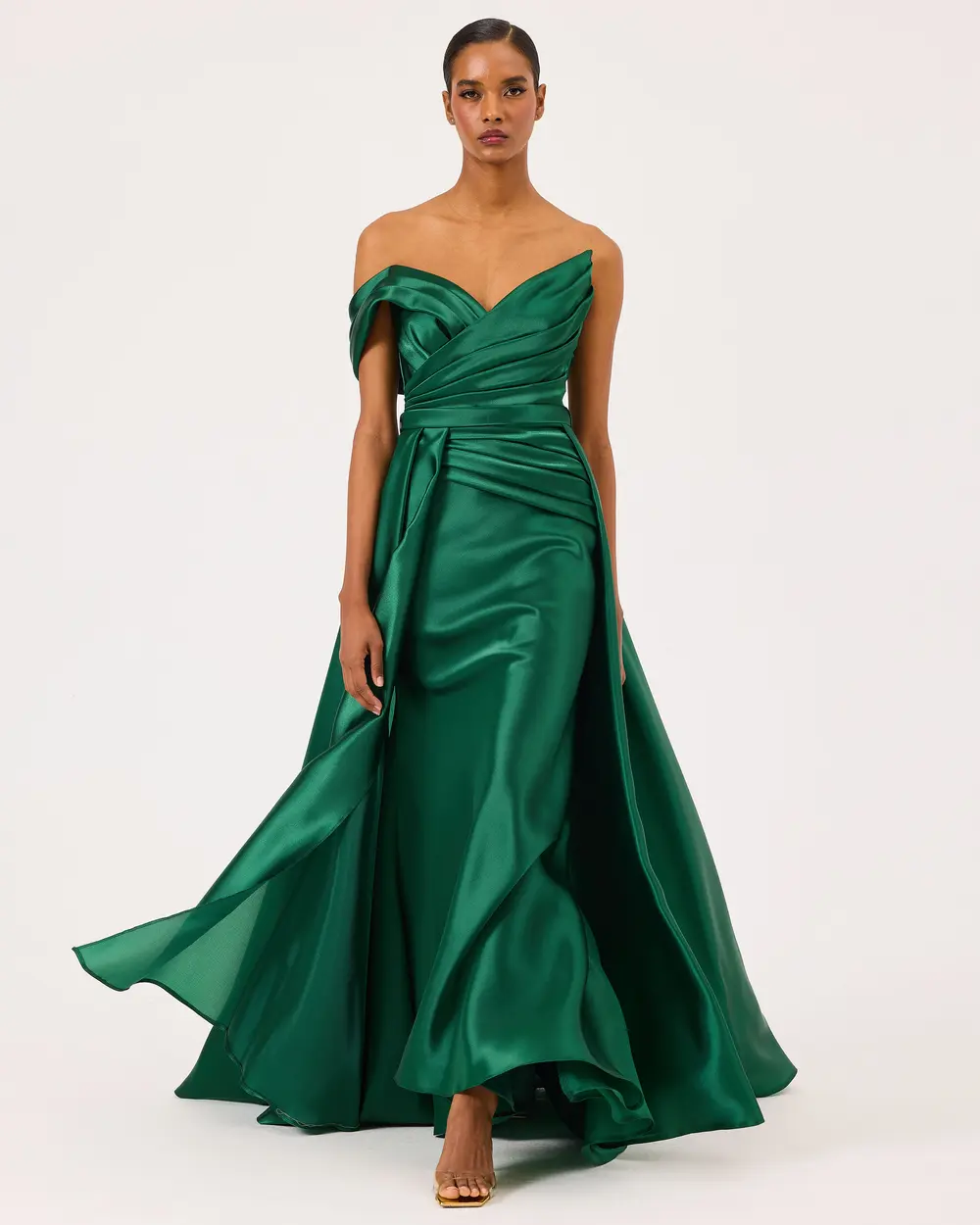 Düşük Omuz Drapeli Saten Abiye