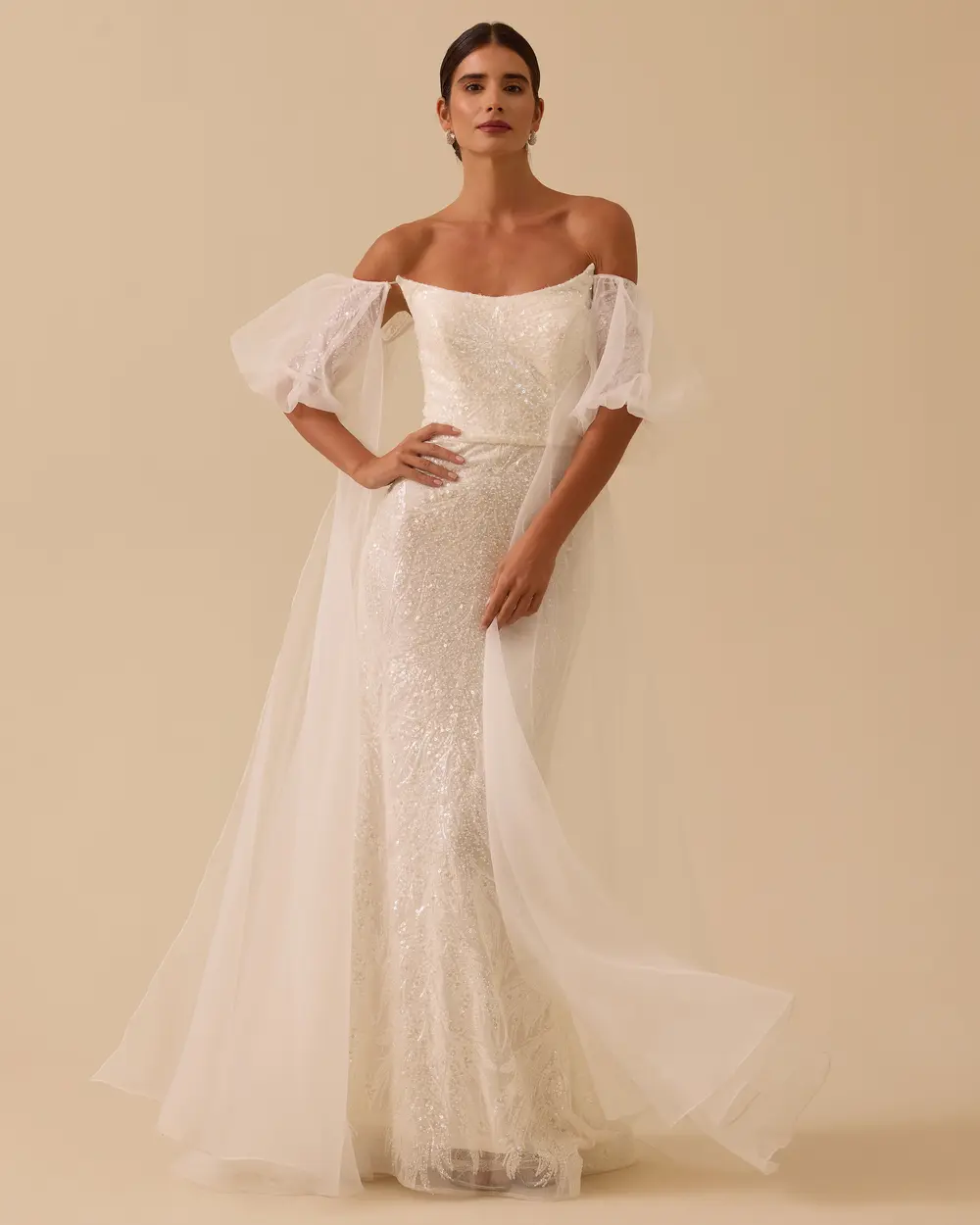 Çıkarılabilir Kollu Straplez Payetli Abiye