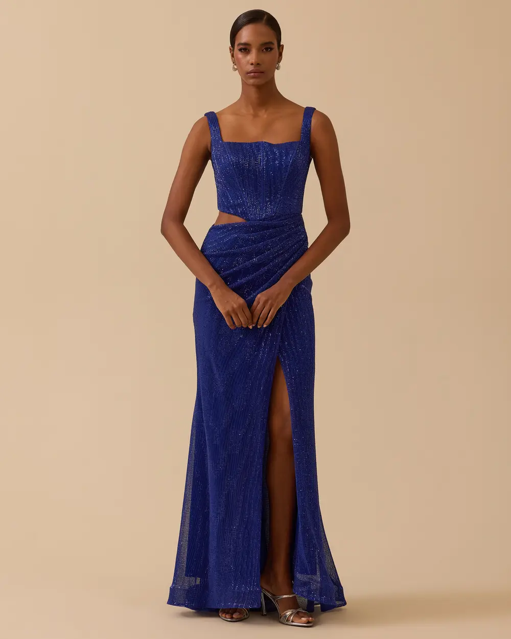 Kare Yaka Yırtmaçlı Payetli Abiye