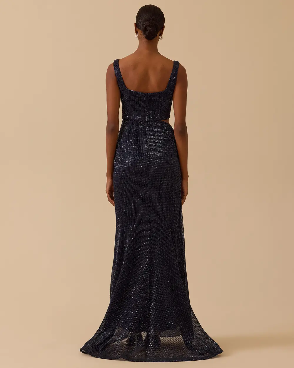 Kare Yaka Yırtmaçlı Payetli Abiye