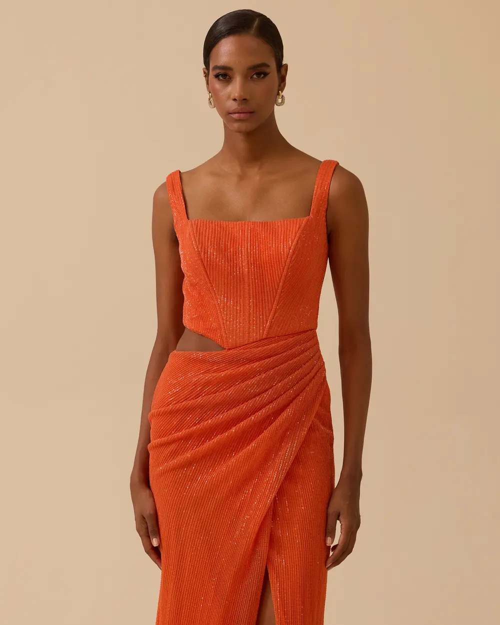 Kare Yaka Yırtmaçlı Payetli Abiye