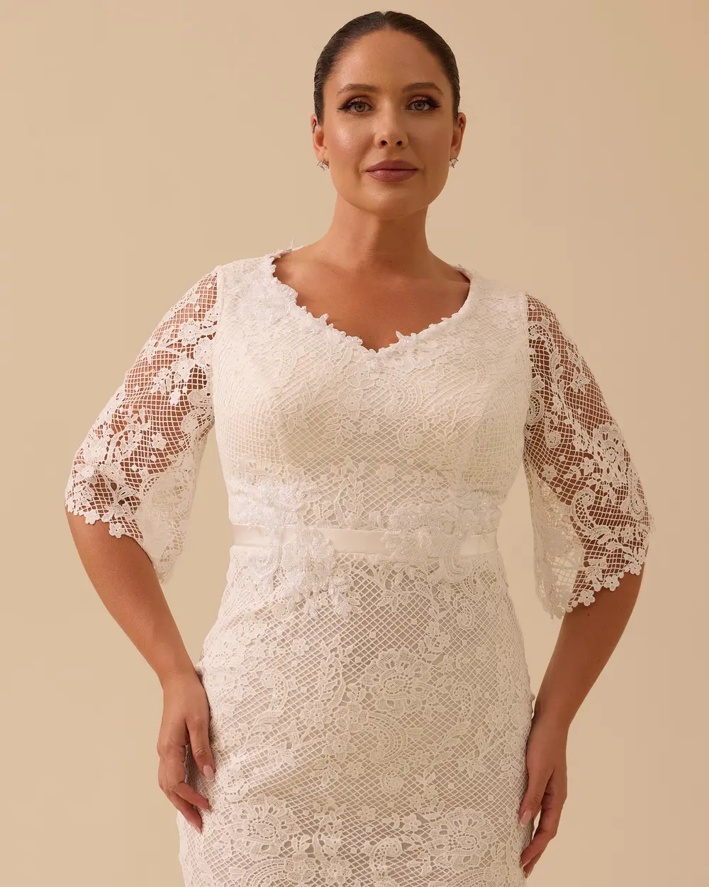 Büyük Beden Truvakar Kol Dantel Abiye