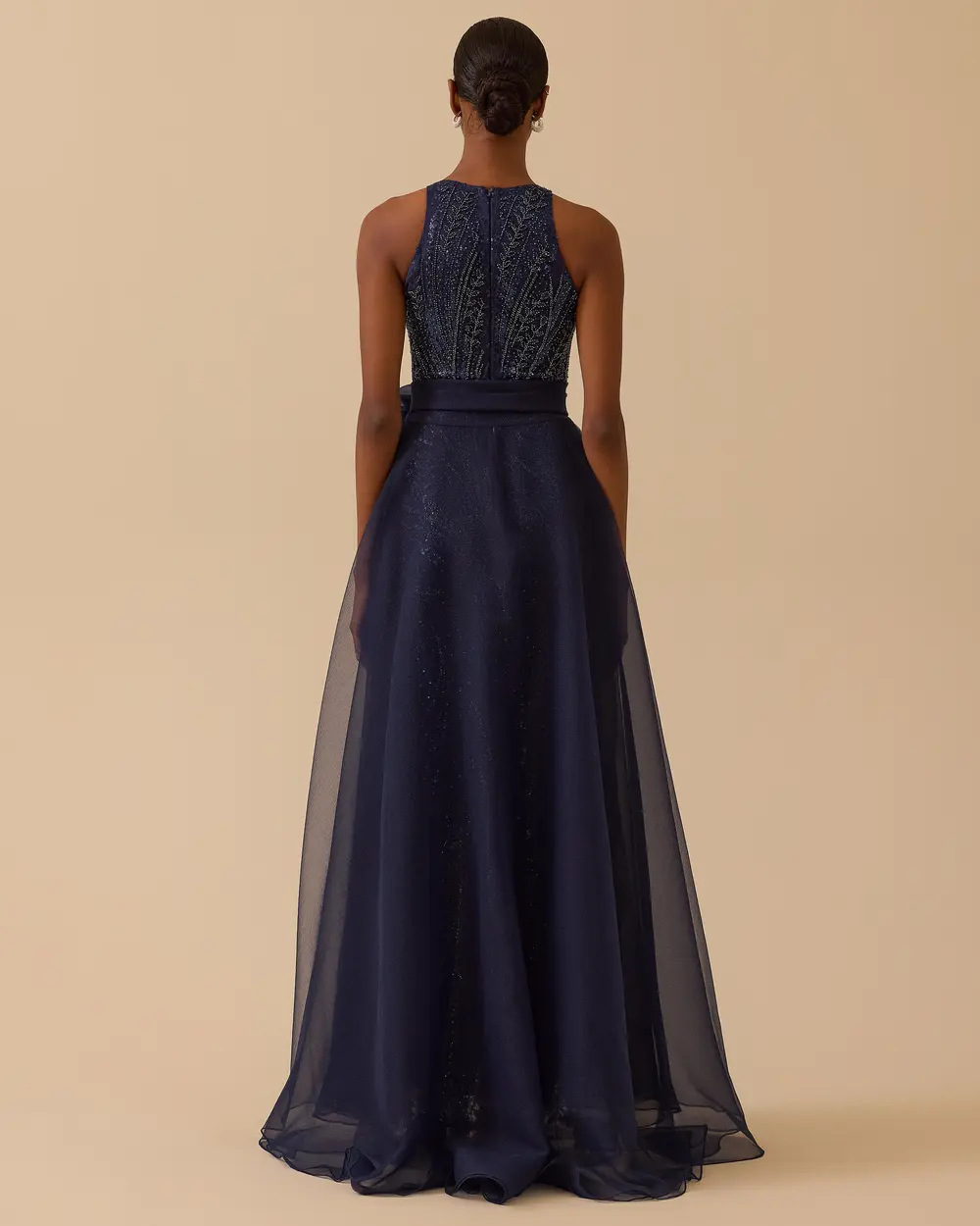 Halter Yaka Dar Form Payetli Abiye