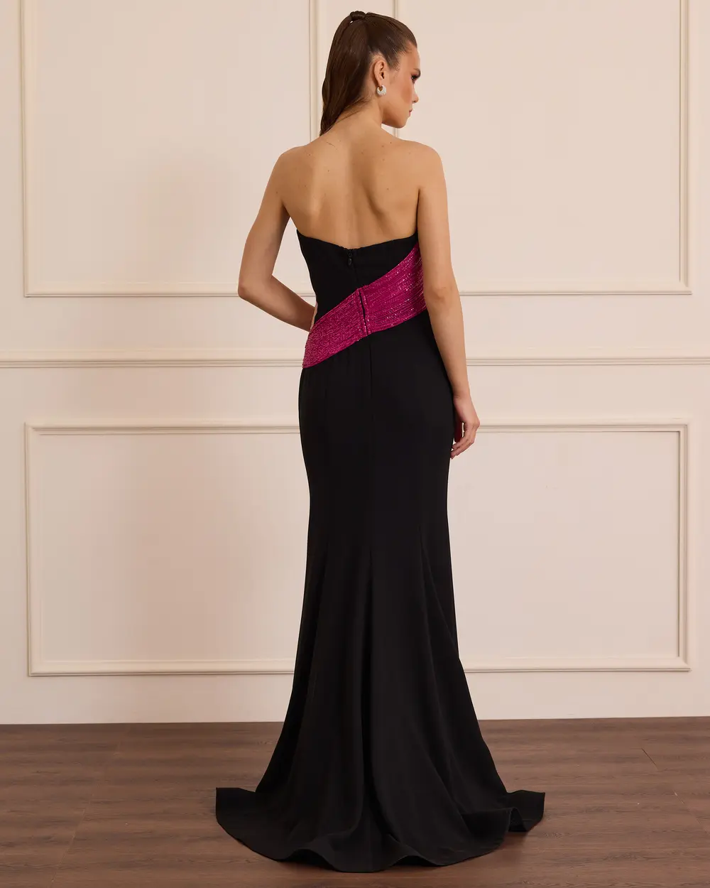 Straplez Balık Form Elbise