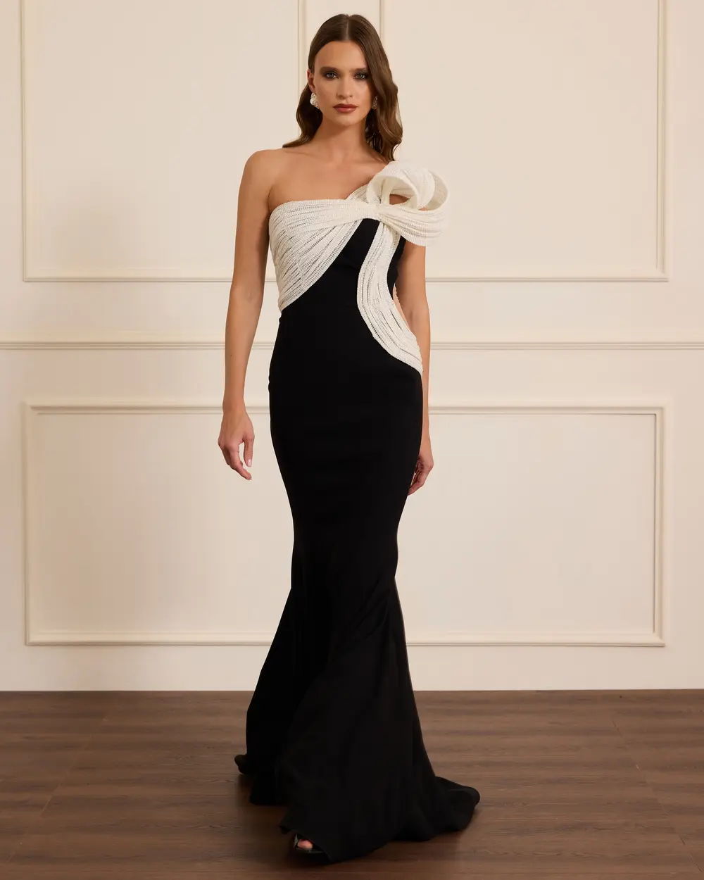 Straplez Balık Form Elbise