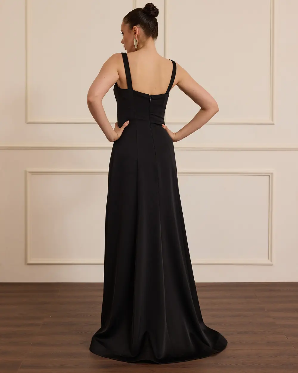 Strappy Heart Neck Satin Evening Dress