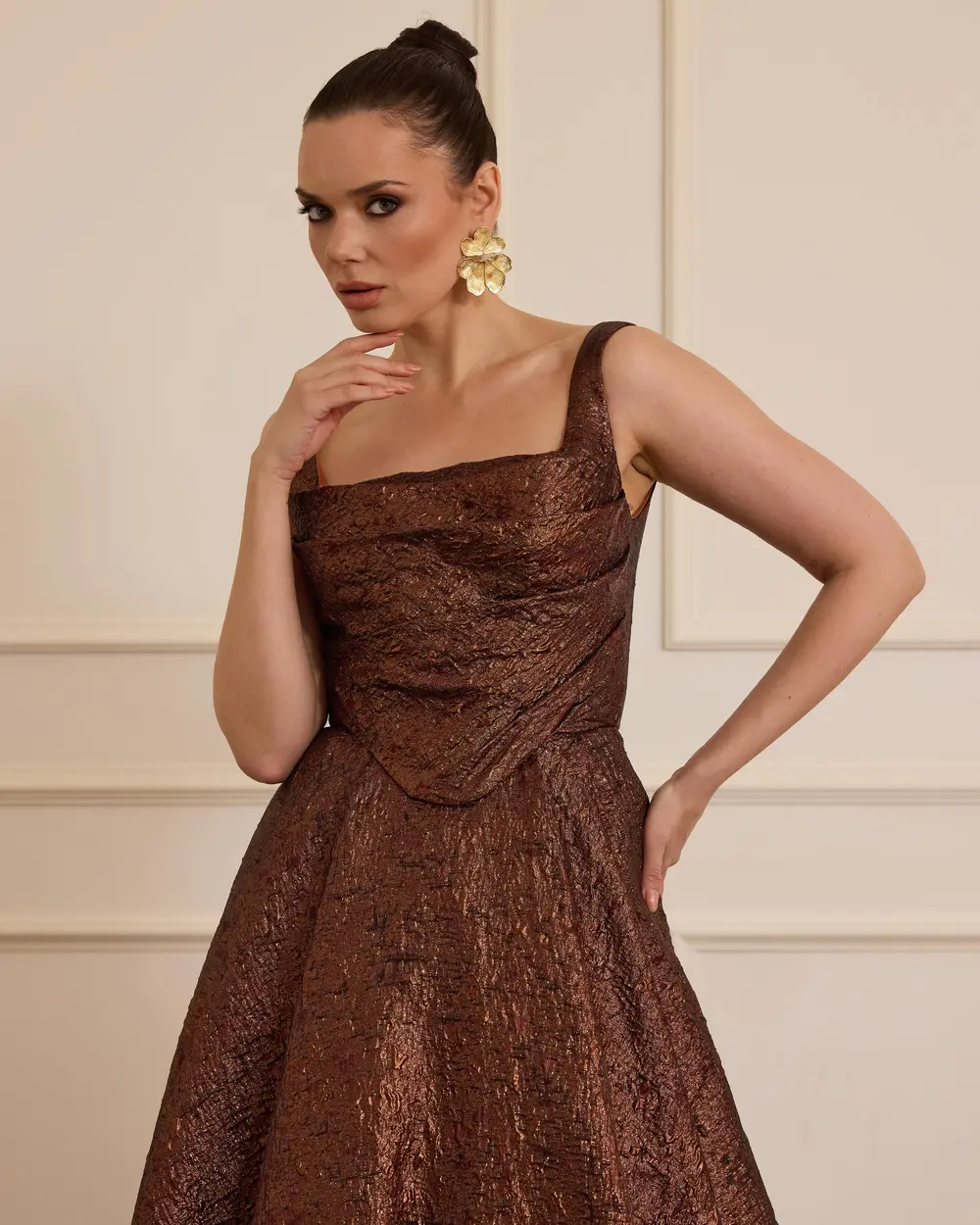 Korsajlı Askılı Jakar Elbise