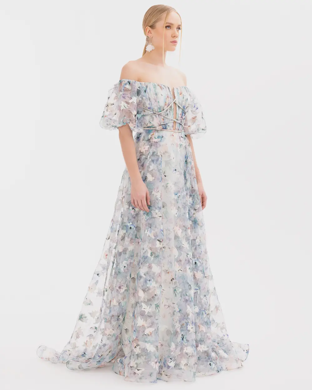 Çiçek Desenli Yırtmaçlı Balon Kollu Abiye