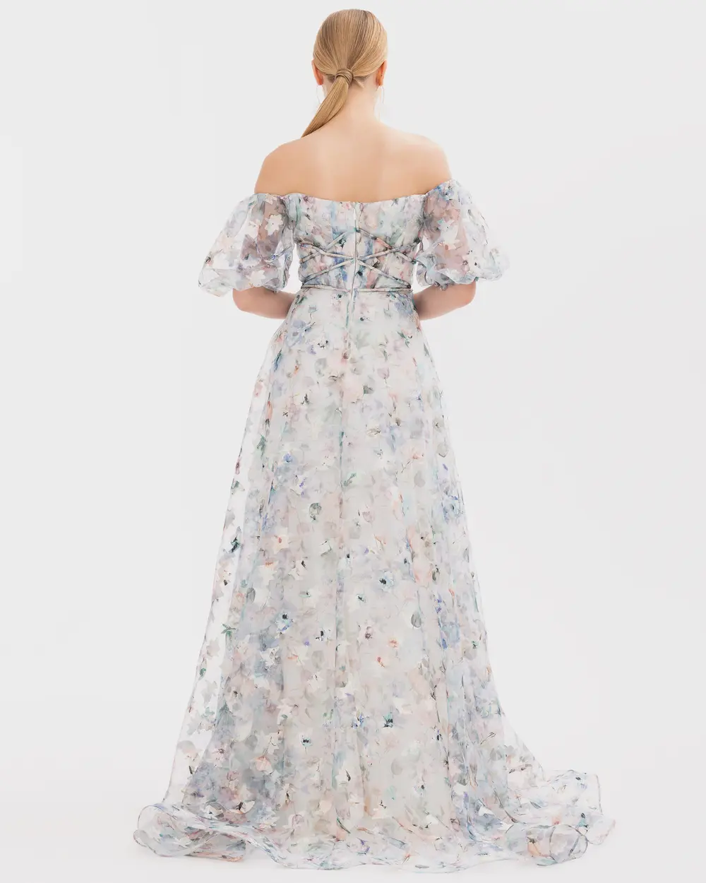 Çiçek Desenli Yırtmaçlı Balon Kollu Abiye