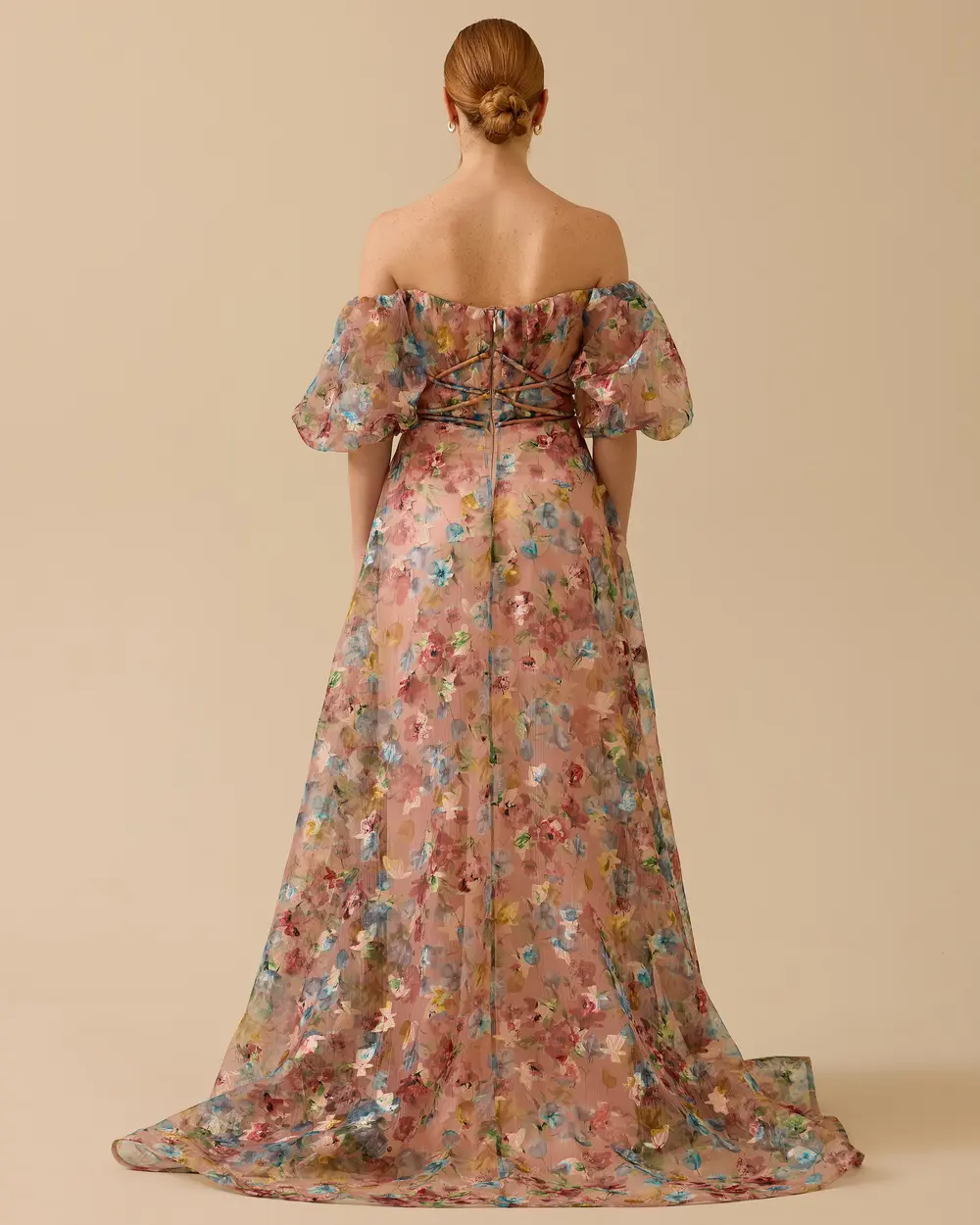 Çiçek Desenli Yırtmaçlı Balon Kollu Abiye