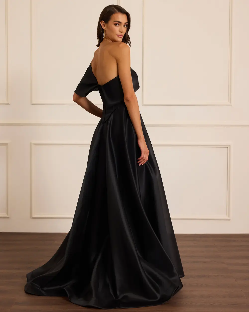 Corsage Satin Dress with Stone Accessories