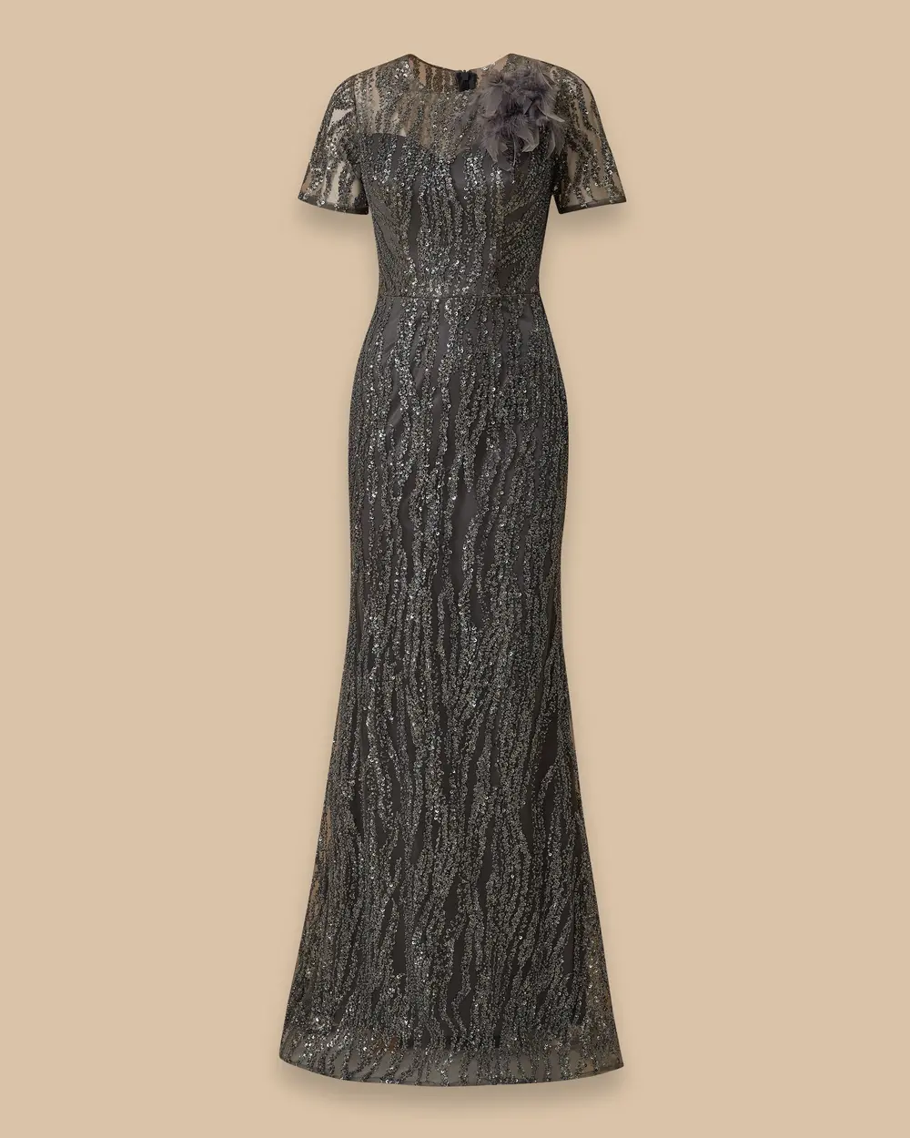 Feather Detailed Short Sleeve Slim Fit Evening Dresses