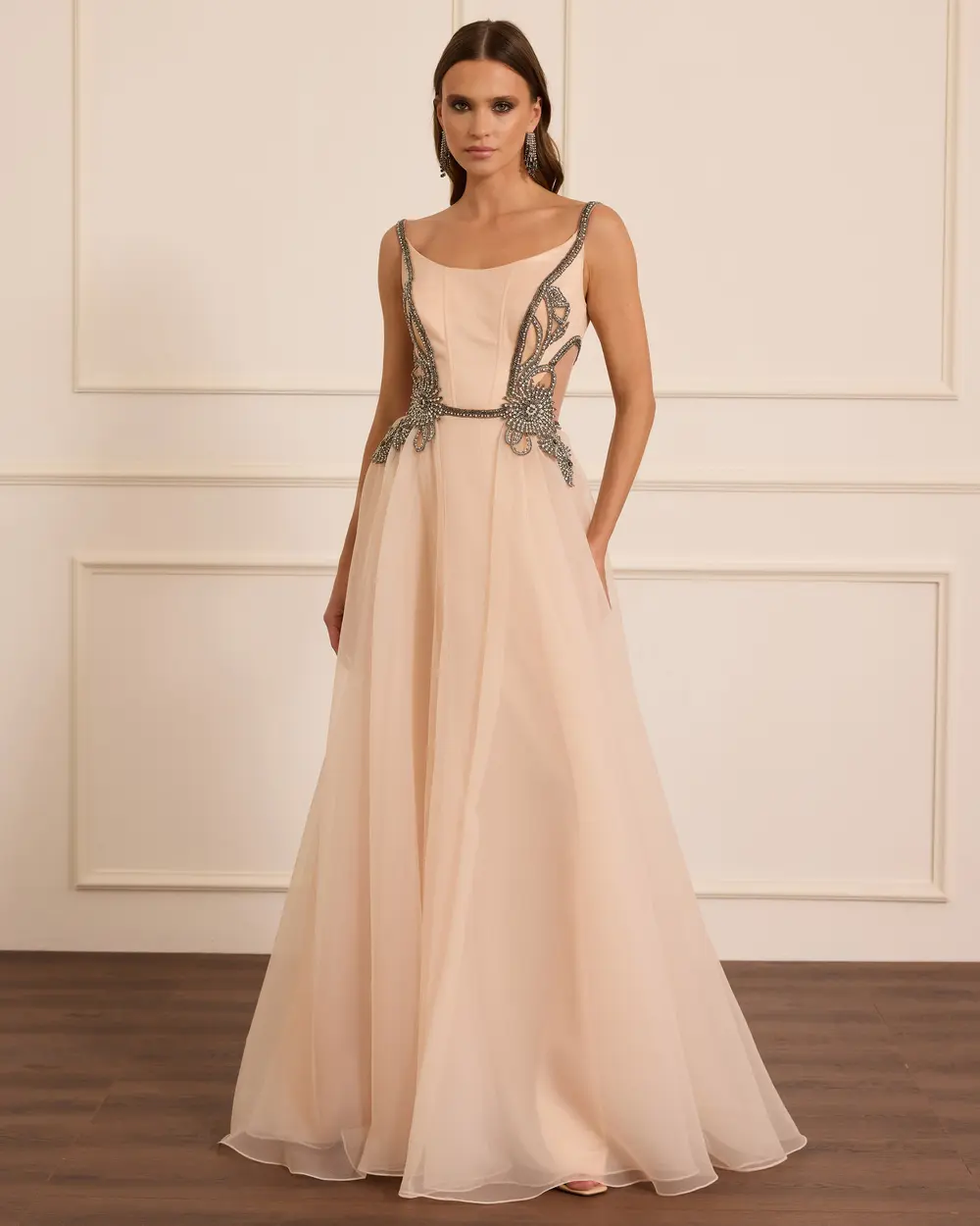 Taş İşlemeli Askılı Abiye