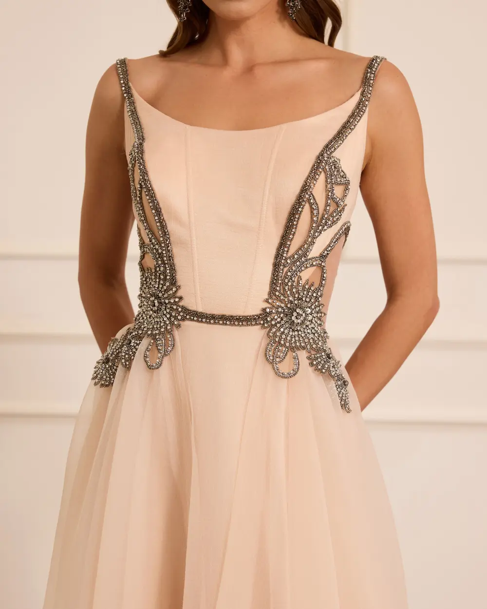 Taş İşlemeli Askılı Abiye