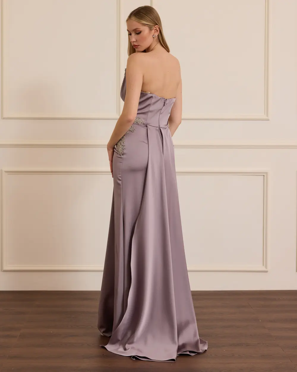 Taşlı Fular Detaylı Saten Abiye