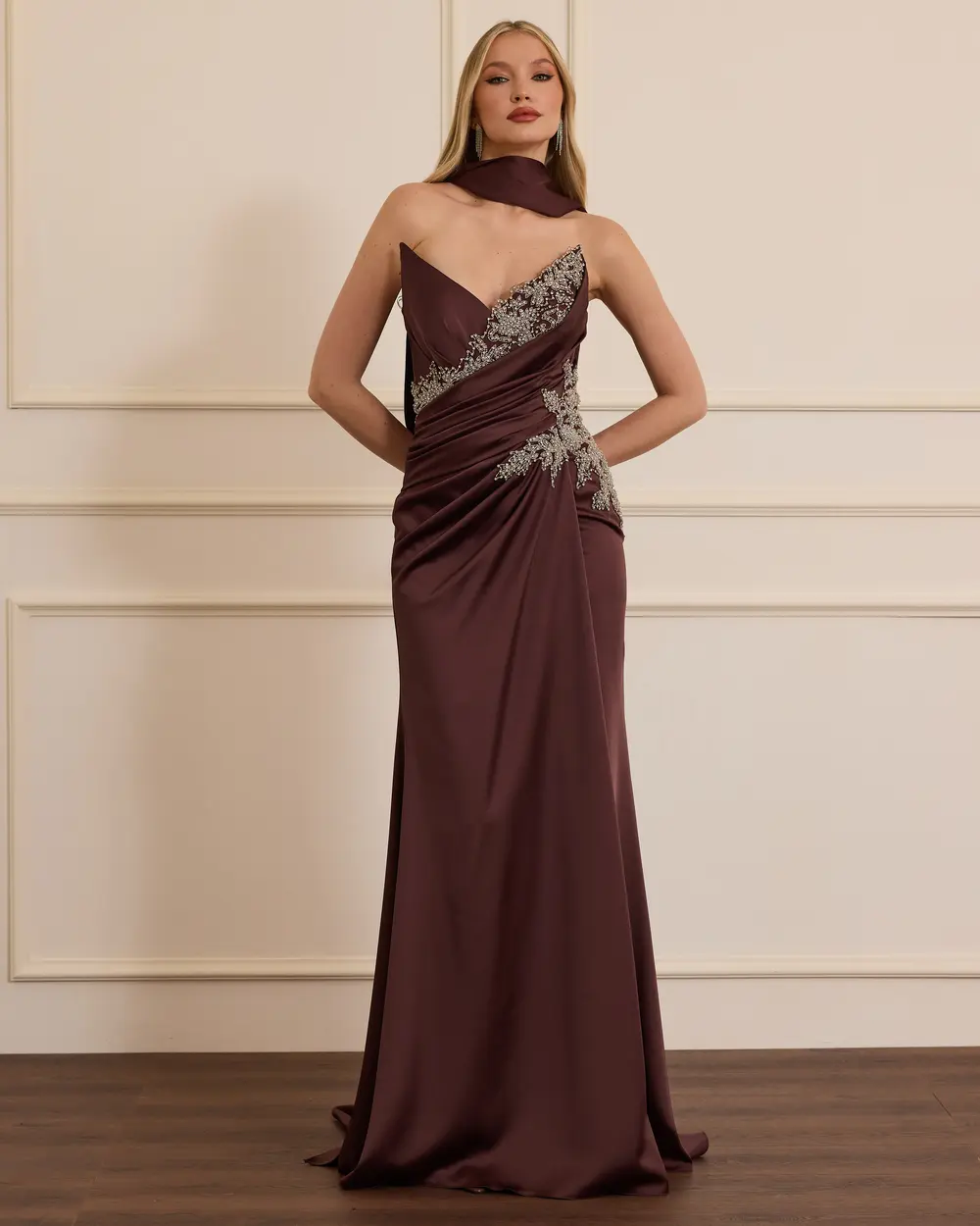 Taşlı Fular Detaylı Saten Abiye